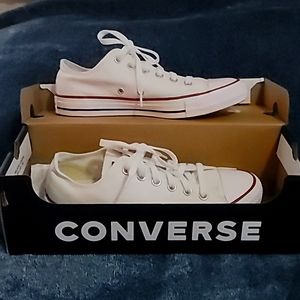 White LowTop Converse
